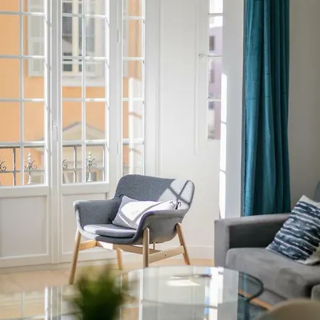 12 Congres Apt2 - 2 - Luxe - Carre D'or -